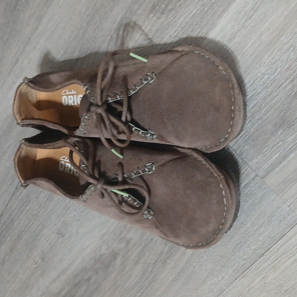 Clarks  Brown Suede Shoes